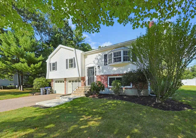 Photo 3 of Single family home for sale at 1 Garrison Dr, Plainville, MA 02762 | MLS# 73573972 | Listing updated on 2026-10-06
