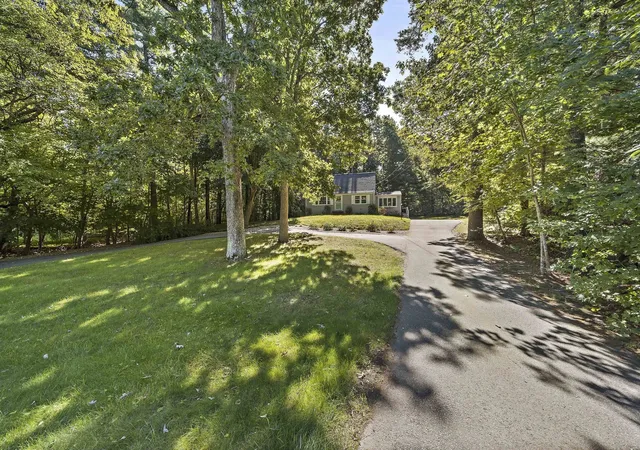 Photo 2 of Single family home for sale at 75 Oak St, Pembroke, MA 02359 | MLS# 73574670 | Listing updated on 2026-09-25