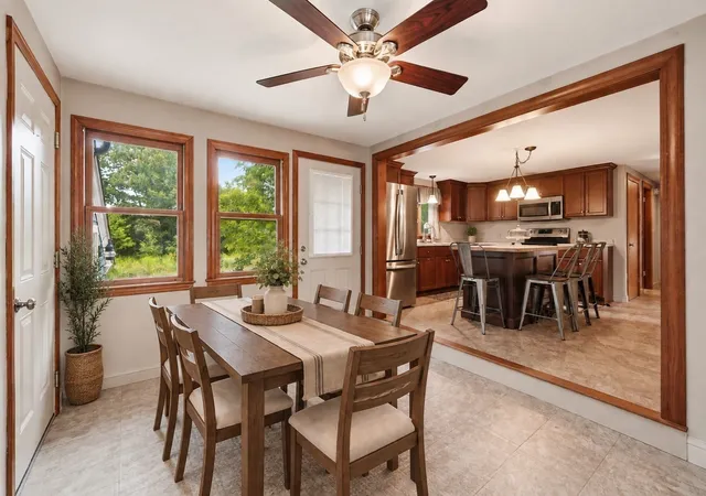 Photo 3 of Single family home for sale at 490 Union St, Leominster, MA 01453 | MLS# 73574146 | Listing updated on 2026-09-17