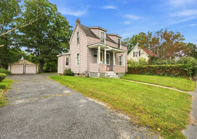 Photo 2 of Single family home for sale at 128 River St, Hudson, MA 01749 | MLS# 73572378 | Listing updated on 2026-09-06