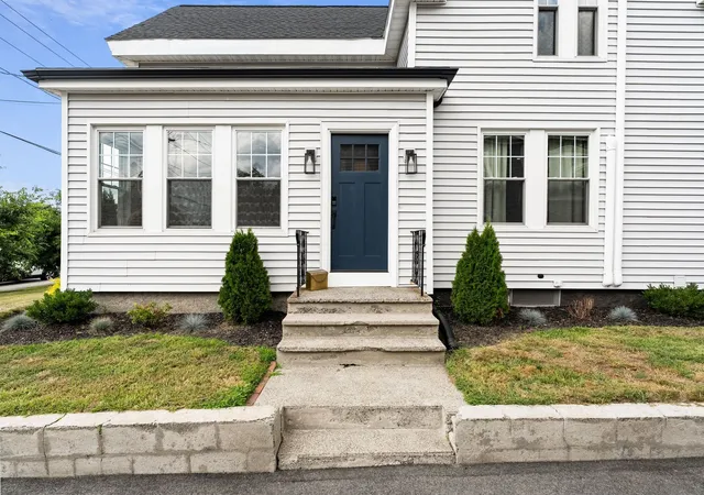 Photo 2 of Single family home for sale at 75 Sea St, North Weymouth, MA 02191 | MLS# 73572949 | Listing updated on 2026-09-12