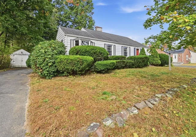 Photo 1 of Sale Pending at 104 Whittum Ave, Springfield, MA 01118 | MLS# 73587004 | Listing updated on 2026-10-28