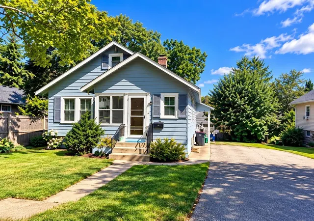 Photo 2 of Single family home for sale at 18 Blue Bell Rd, Worcester, MA 01606 | MLS# 73586034 | Listing updated on 2026-10-14