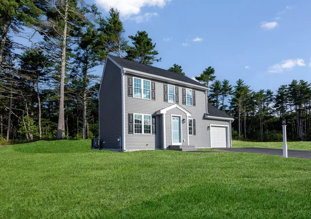 Photo 3 of Single family home for sale at 25 Bumblebee Dr, Plymouth, MA 02360 | MLS# 73571058 | Listing updated on 2026-09-06
