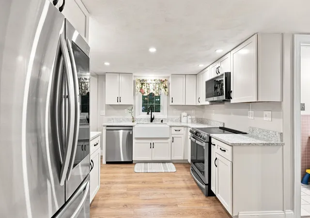 Photo 4 of Single family home for sale at 7 Bridal Path, Ashburnham, MA 01430 | MLS# 73571773 | Listing updated on 2026-09-20