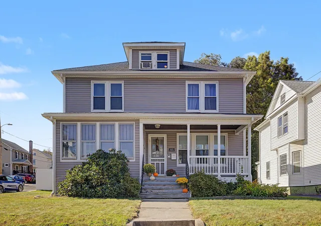 Single family home for sale at 419 Hillside Ave, Holyoke, MA 01040 | MLS# 73588572