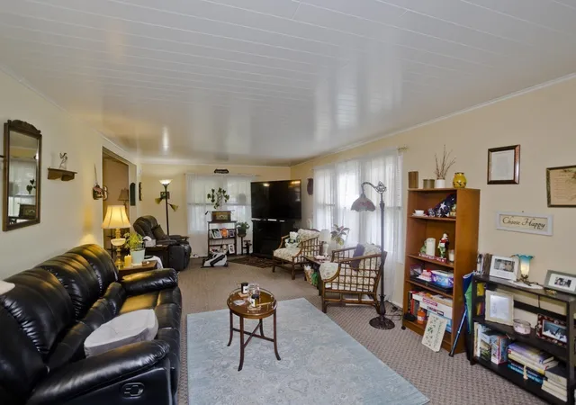 Photo 4 of Manufactured home for sale at 14 Sunnydale Cir, Brimfield, MA 01010 | MLS# 73575620 | Listing updated on 2026-09-14