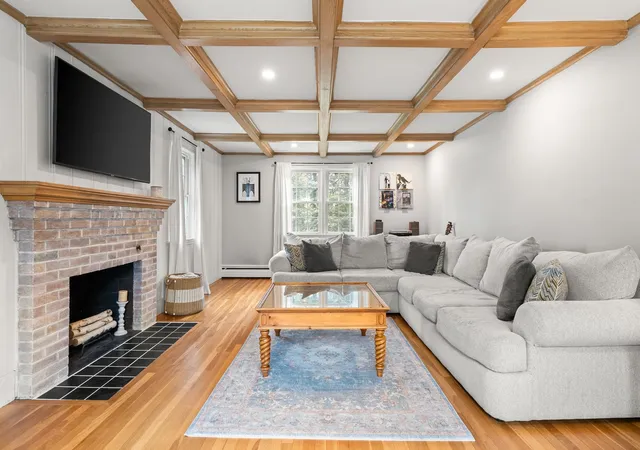 Photo 3 of Sale Pending at 27 Mount Pleasant Ave, Holbrook, MA 02343 | MLS# 73573846 | Listing updated on 2026-09-15