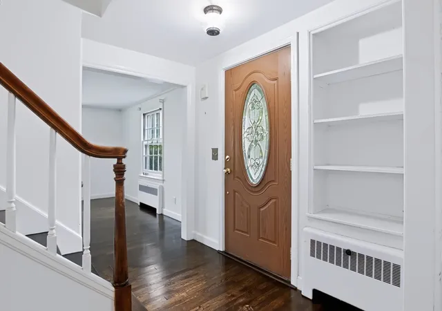 Photo 2 of Single family home for sale at 10 Damon Rd, Holden, MA 01520 | MLS# 73573691 | Listing updated on 2026-09-20