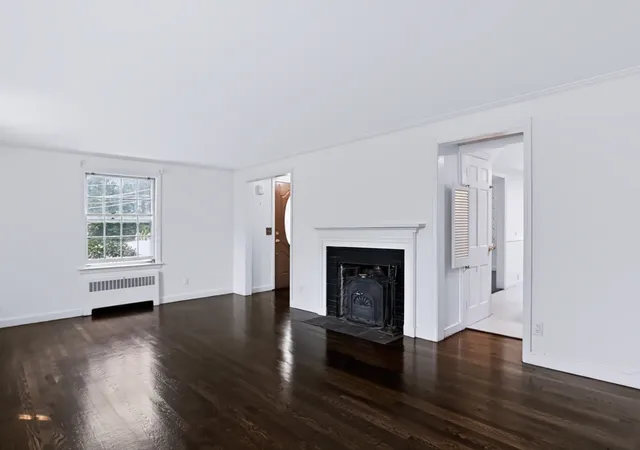 Photo 3 of Single family home for sale at 10 Damon Rd, Holden, MA 01520 | MLS# 73573691 | Listing updated on 2026-09-20