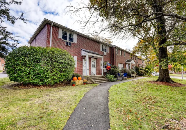 Photo 2 of Condo for sale at 49 Kingston #49, North Andover, MA 01845 | MLS# 73583986 | Listing updated on 2026-10-28