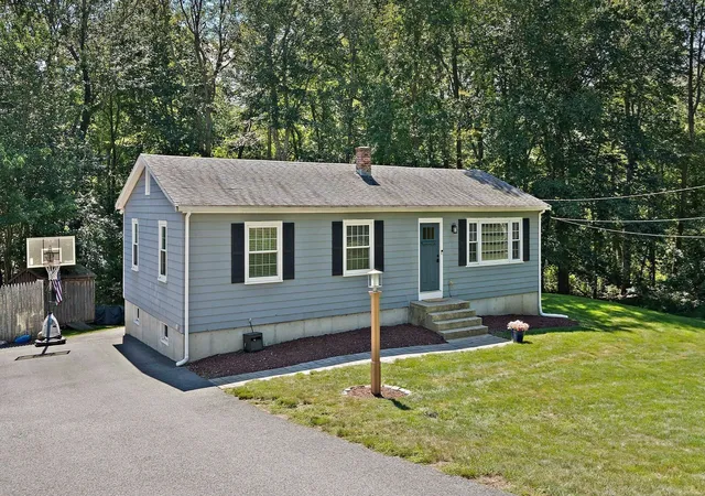Photo 1 of Single family home for sale at 770 S River St, Marshfield, MA 02050 | MLS# 73575155 | Listing updated on 2026-09-14