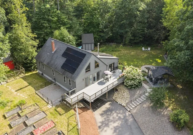 Photo 3 of Sale Pending at 737 New W Townsend Rd, Lunenburg, MA 01462 | MLS# 73569667 | Listing updated on 2026-09-29