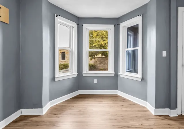 Photo 3 of Single family home for sale at 3 Cleveland St, Salem, MA 01970 | MLS# 73575498 | Listing updated on 2026-09-14