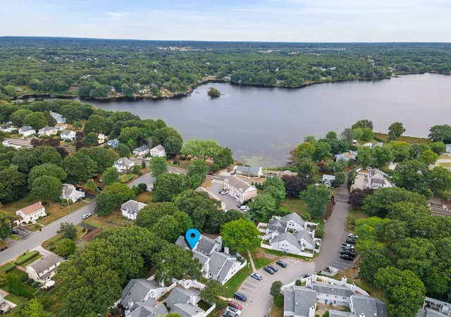Photo 3 of Sale Pending at 195 Lake St #11, East Weymouth, MA 02189 | MLS# 73574280 | Listing updated on 2026-09-29