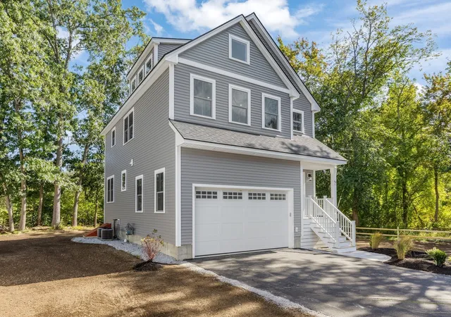 Listing Photo 1 - Condo for sale in building located at 48 Bch Rd, Salisbury, MA 01952 - Unit #C