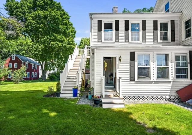 Photo 1 of Condo for sale at 376 Main St #4, Amesbury, MA 01913 | MLS# 73575040 | Listing updated on 2026-09-15