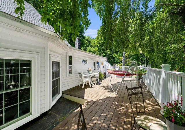 Listing Photo 5 - Condo for sale in building located at 376 Main St, Winchester, MA 01913 - Unit #4