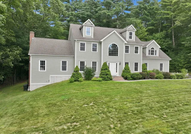 Photo 2 of Single family home for sale at 27 Juniper Rd, Upton, MA 01568 | MLS# 73573687 | Listing updated on 2026-09-28