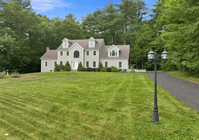 Photo 3 of Single family home for sale at 27 Juniper Rd, Upton, MA 01568 | MLS# 73573687 | Listing updated on 2026-09-28