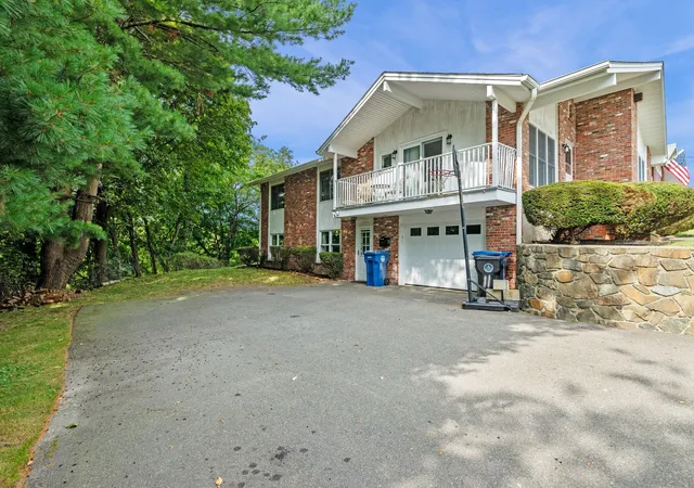 Photo 3 of Sale Pending at 11 Mooney Rd, Salem, MA 01970 | MLS# 73569917 | Listing updated on 2026-09-10