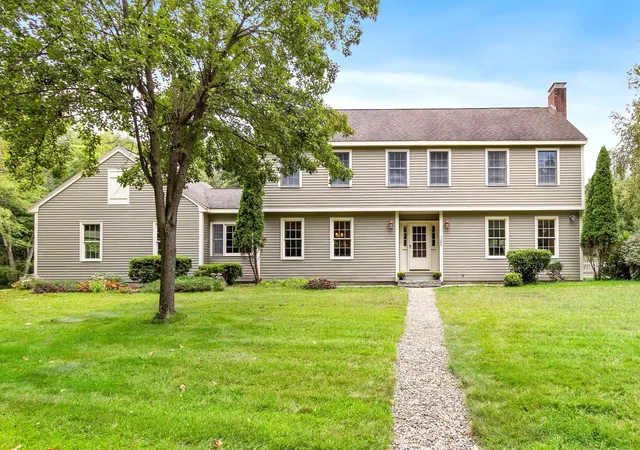 Photo 1 of Single family home for sale at 1388 Main St, Lancaster, MA 01523 | MLS# 73575858 | Listing updated on 2026-10-10