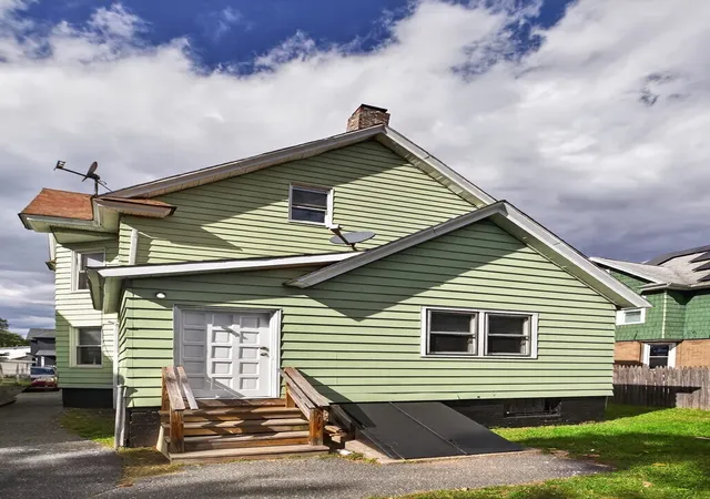 Photo 3 of Single family home for sale at 69 Crystal Ave, Springfield, MA 01108 | MLS# 73588404 | Listing updated on 2026-10-28