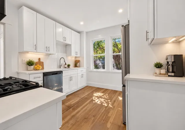 Listing Photo 5 - Condo for sale in building located at 7 Richard Ave, Cambridge, MA 02140 - Unit #3