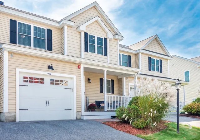 Photo 2 of Condo for sale at 1409 Kenwood Way #1409, Clinton, MA 01510 | MLS# 73587421 | Listing updated on 2026-10-14