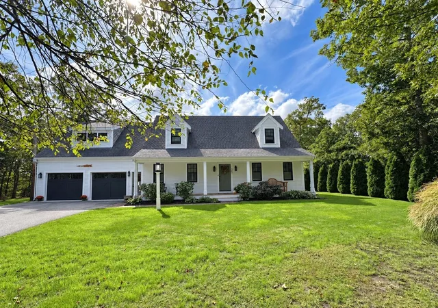 Photo 2 of Single family home for sale at 390 Airline Rd, South Dennis, MA 02660 | MLS# 73586028 | Listing updated on 2026-10-27
