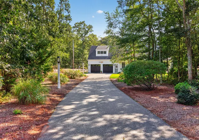 Photo 3 of Single family home for sale at 390 Airline Rd, South Dennis, MA 02660 | MLS# 73586028 | Listing updated on 2026-10-27