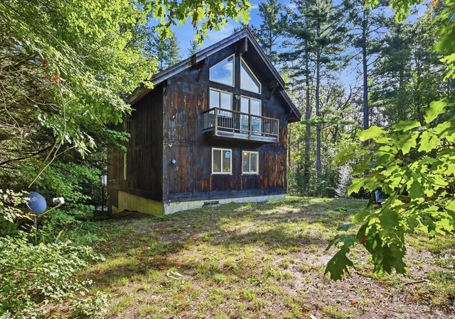 Photo 3 of Single family home for sale at 21 Stone Hl Rd, New Salem, MA 01355 | MLS# 73573237 | Listing updated on 2026-10-20