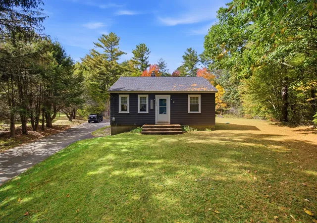 Photo 2 of Single family home for sale at 384 N Brookfield Rd, Oakham, MA 01068 | MLS# 73588835 | Listing updated on 2026-10-13