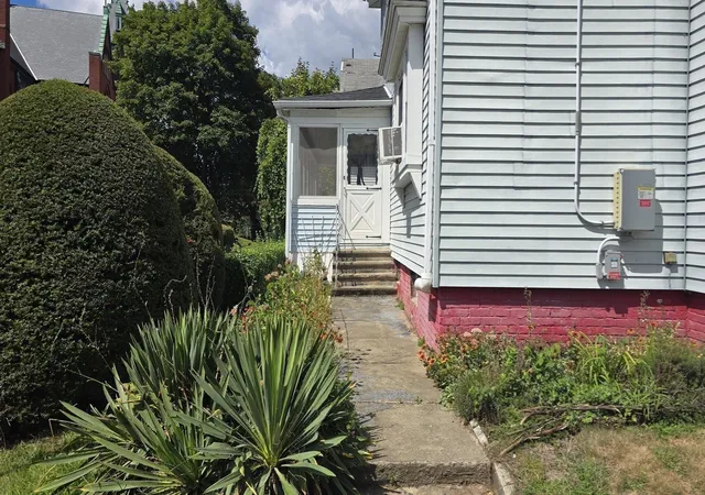 Photo 4 of Single family home for sale at 38 Pleasant St, Ware, MA 01082 | MLS# 73572519 | Listing updated on 2026-09-11