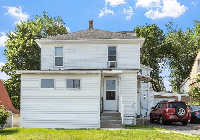 Photo 4 of Multi family home for sale at 15 Genessee St, Worcester, MA 01603 | MLS# 73571640 | Listing updated on 2026-09-07