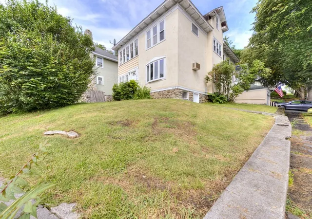 Photo 3 of Multi family home for sale at 279 Hamilton St, Worcester, MA 01604 | MLS# 73574945 | Listing updated on 2026-09-14