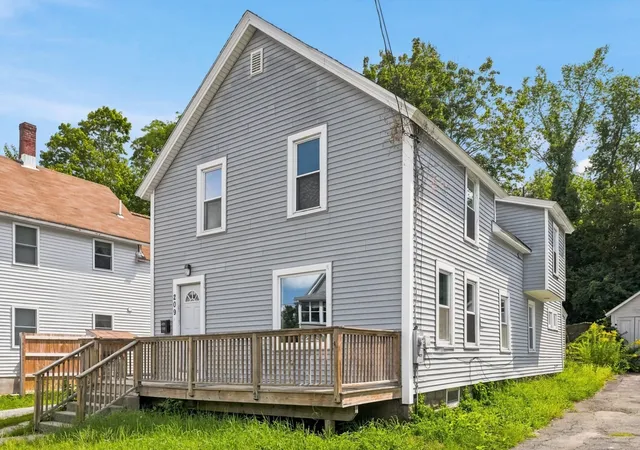 Photo 2 of Sale Pending at 209 South St, Athol, MA 01331 | MLS# 73571493 | Listing updated on 2026-10-07