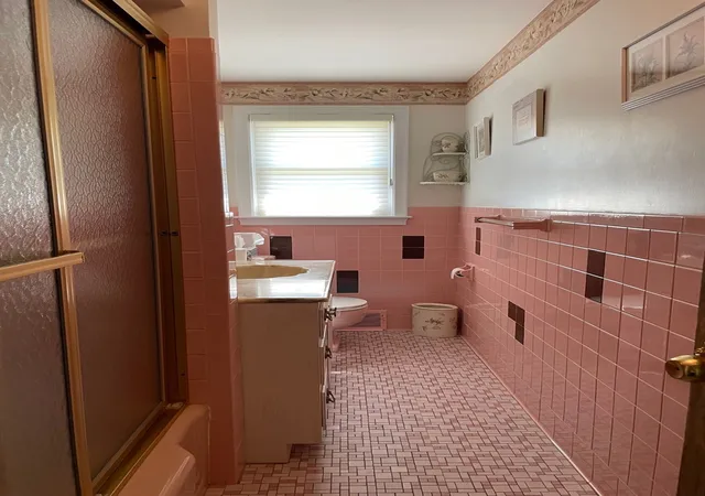 Photo 16 of Sale Pending at 4 Sunset Dr, Randolph, MA 02368 | MLS# 73577524 | Listing updated on 2026-10-14