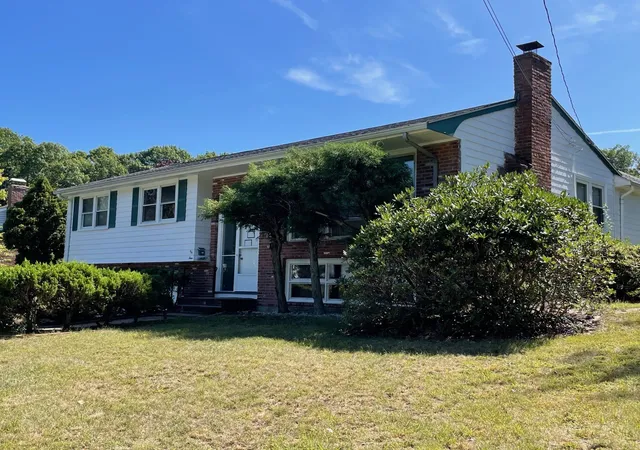 Photo 2 of Sale Pending at 4 Sunset Dr, Randolph, MA 02368 | MLS# 73577524 | Listing updated on 2026-10-14
