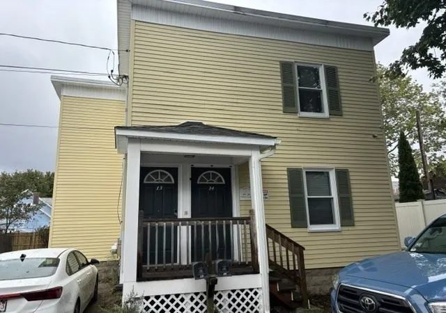 Listing Photo 3 - Condo for sale in building located at 13 Parker Ct, Attleboro, MA 02703