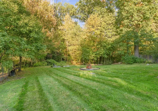 Listing Photo 1 - Condo for sale in building located at 31 Thurston Ave, Whitinsville, MA 01588 - Unit #31