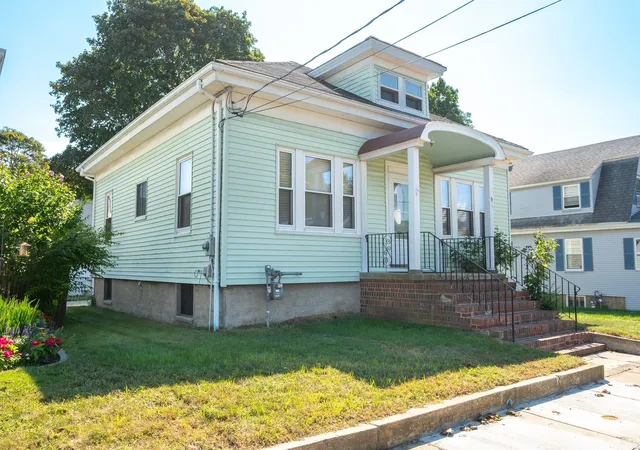 Photo 3 of Sale Pending at 9 Gregg St, Beverly, MA 01915 | MLS# 73573581 | Listing updated on 2026-09-15
