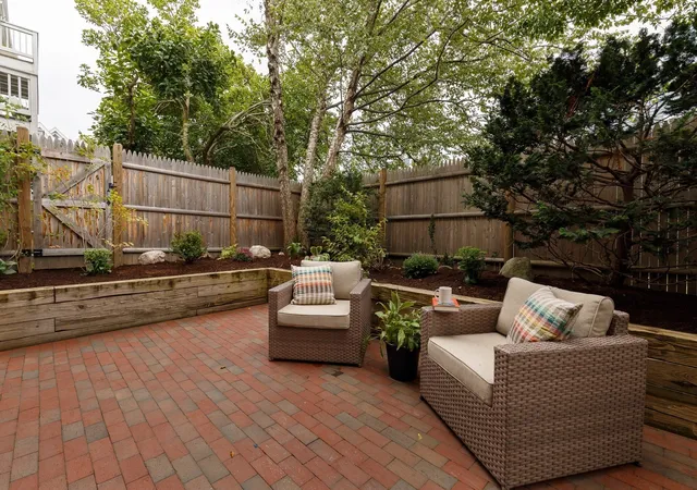 Listing Photo 3 - Condo for sale in building located at 214 Hurley St, Cambridge, MA 02141 - Unit #214