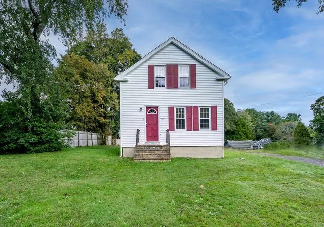 Photo 1 of Single family home for sale at 562 Waquoit Hwy, East Falmouth, MA 02536 | MLS# 73585924 | Listing updated on 2026-10-06