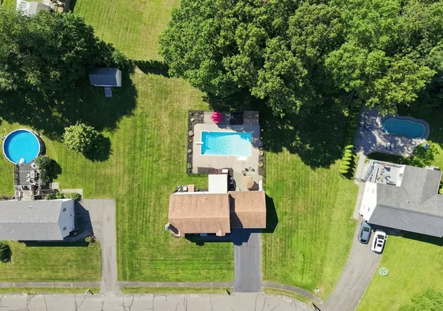 Photo 3 of Sale Pending at 89 Zachary Ln, Agawam, MA 01001 | MLS# 73572919 | Listing updated on 2026-09-16