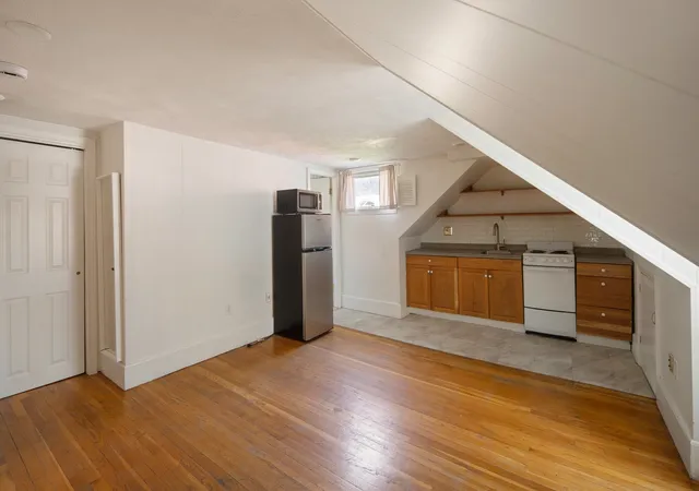 Listing Photo 4 - Condo for sale in building located at 59 Hancock St, Boston, MA 02114 - Unit #14
