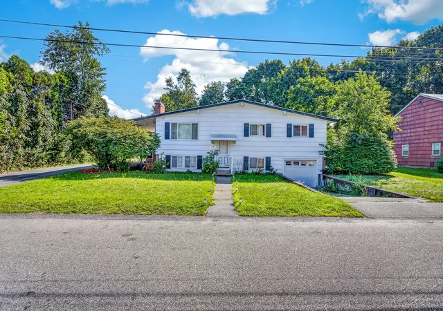 Photo 2 of Single family home for sale at 19 Oak Ridge Dr E, Brockton, MA 02301 | MLS# 73572204 | Listing updated on 2026-09-08