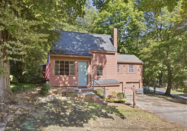 Photo 3 of Sale Pending at 116 Green St, Woburn, MA 01801 | MLS# 73580817 | Listing updated on 2026-10-07