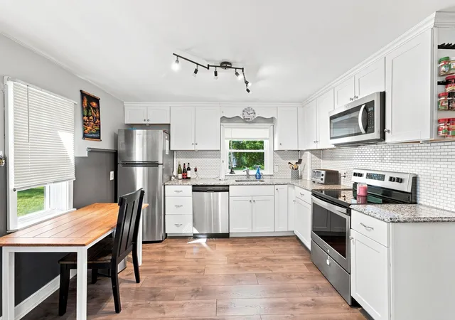 Photo 3 of Single family home for sale at 42 7 Mile River Dr, Attleboro, MA 02703 | MLS# 73574217 | Listing updated on 2026-10-06