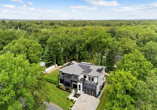 Photo 3 of Mansion for sale at 8 Jonathan Rd, Burlington, MA 01803 | MLS# 73573116 | Listing updated on 2026-09-12